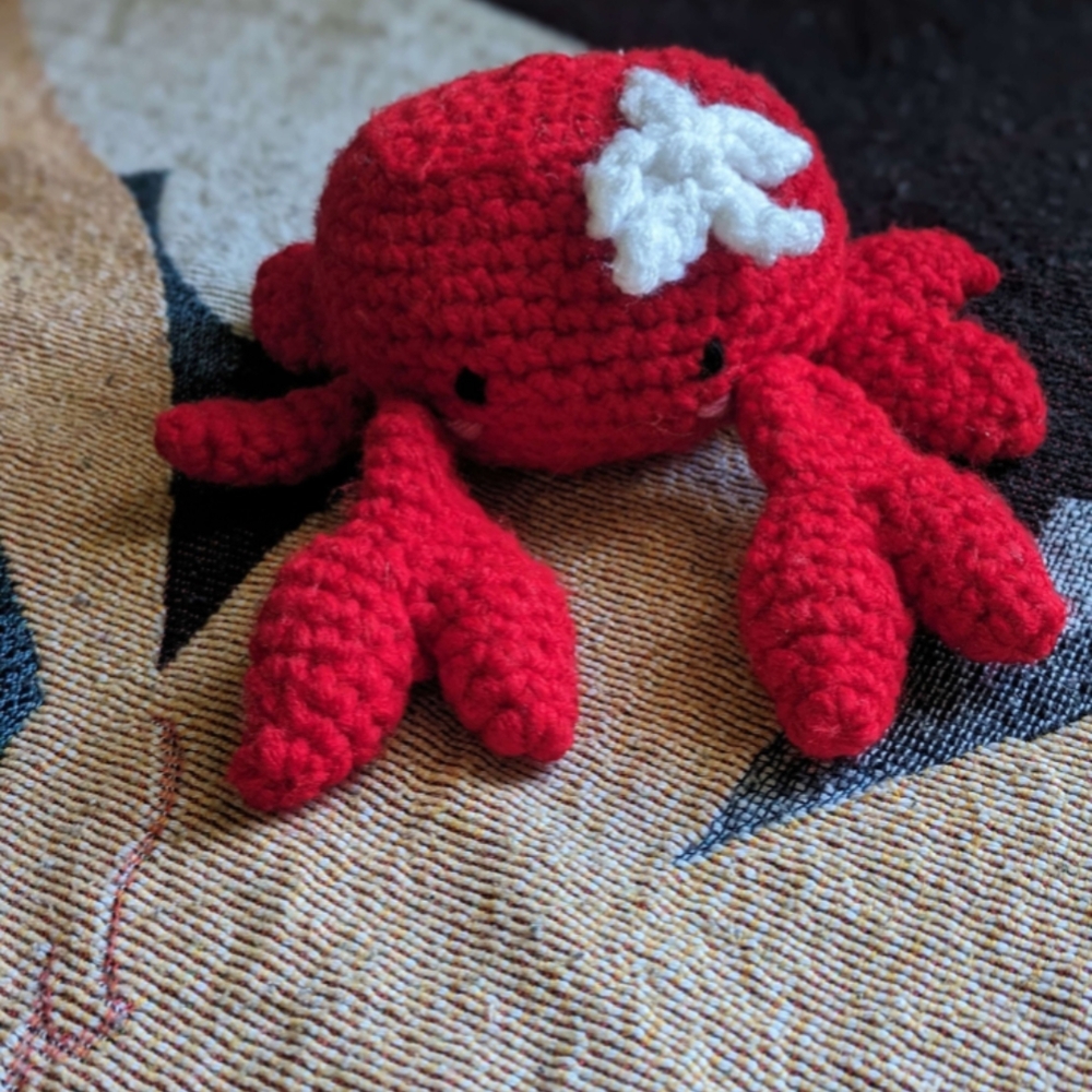 Red Crochet Crab Plush